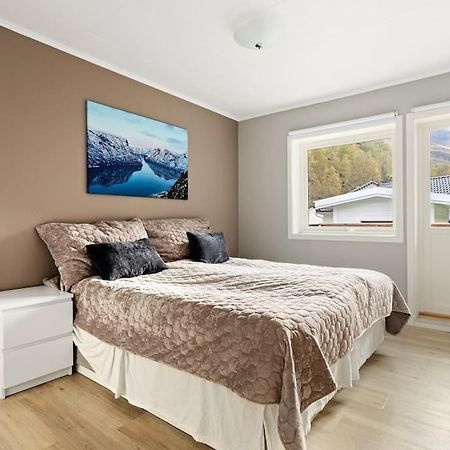 Fint Hus I Flam Vila Aurland Exterior foto
