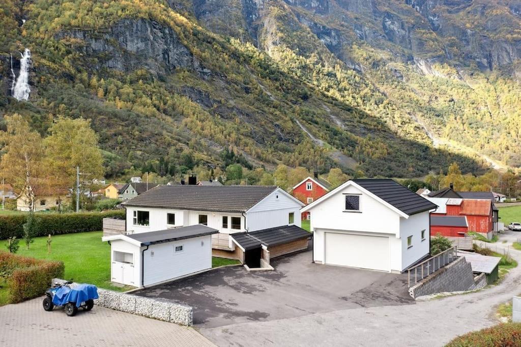 Fint Hus I Flam Vila Aurland Exterior foto